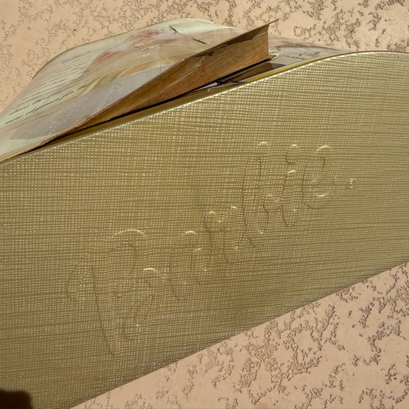 New Barbie Celebration 2000 Edition Doll Special Collector's Item- Mattel 28269 - Picture 6 of 8